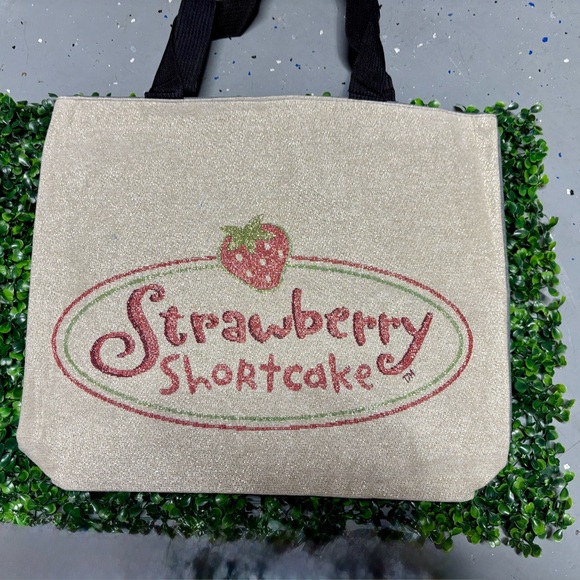 Handbags - Strawberry shortcake large tote bag